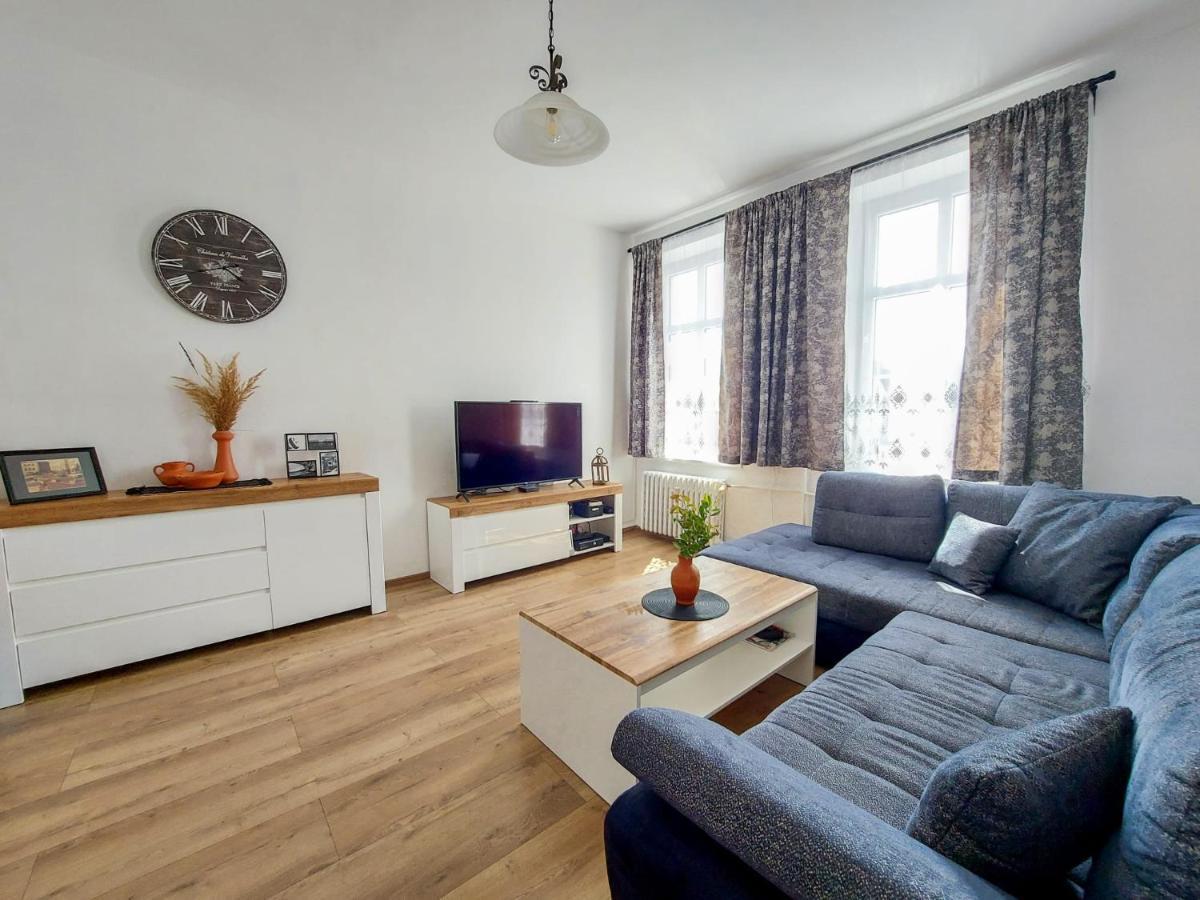 Ratusz Na 5 Appartement Jelenia Góra Buitenkant foto